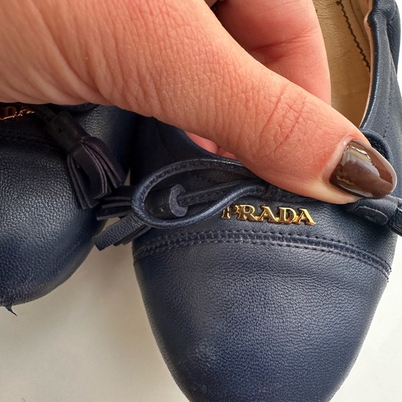 PRADA Cap-Toe Navy Leather Ballet Flats Size 37 / 7 Ballerina Bow with Logo - Picture 3 of 8